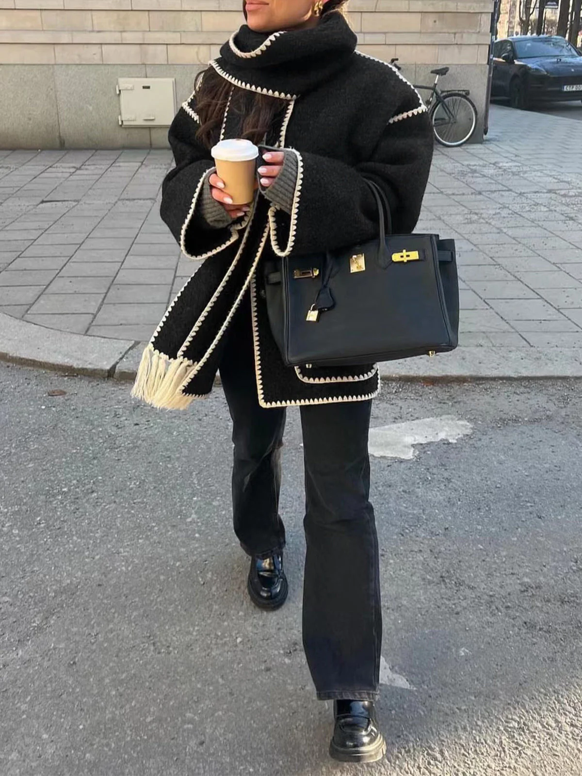 Eleanor | Giacca a Contrasto Con Bordo a Sciarpa - Image 2