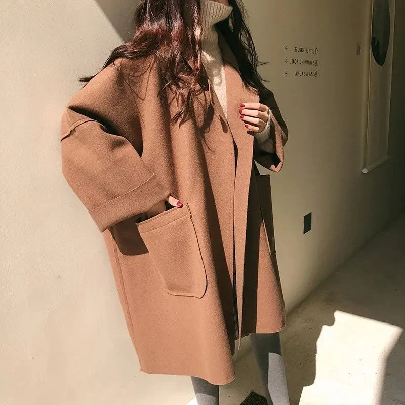Elegante Trench Oversize In Lana - Image 3