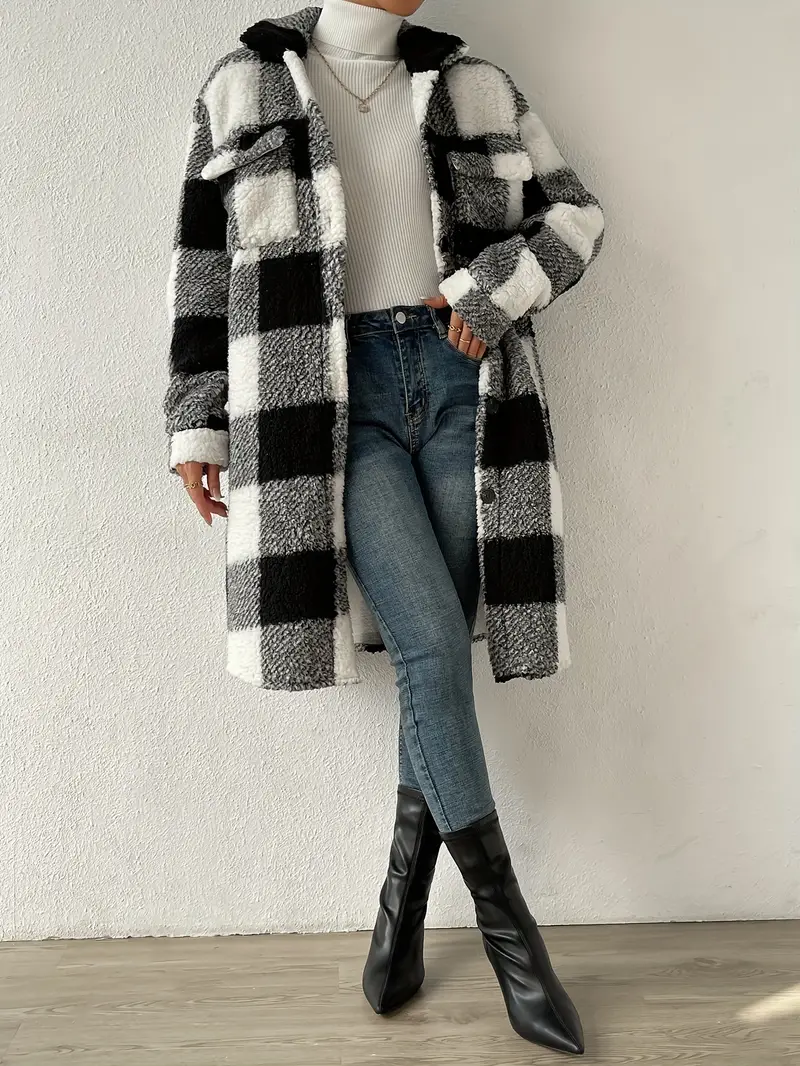 Liesa - Elegante Cappotto a Scacchi - Image 2