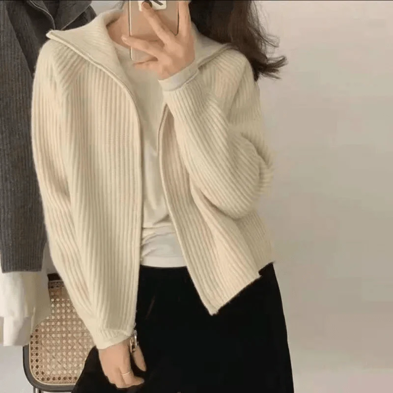 Ilana | Cardigan Maglione Elegante - Image 4