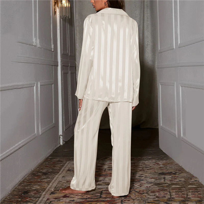 Liora - Set Pigiama di Lusso per Donna - Image 10